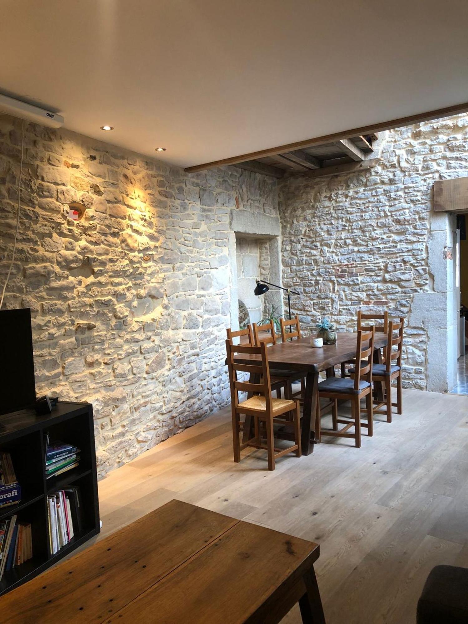 Maison Millot Beaune  Bagian luar foto