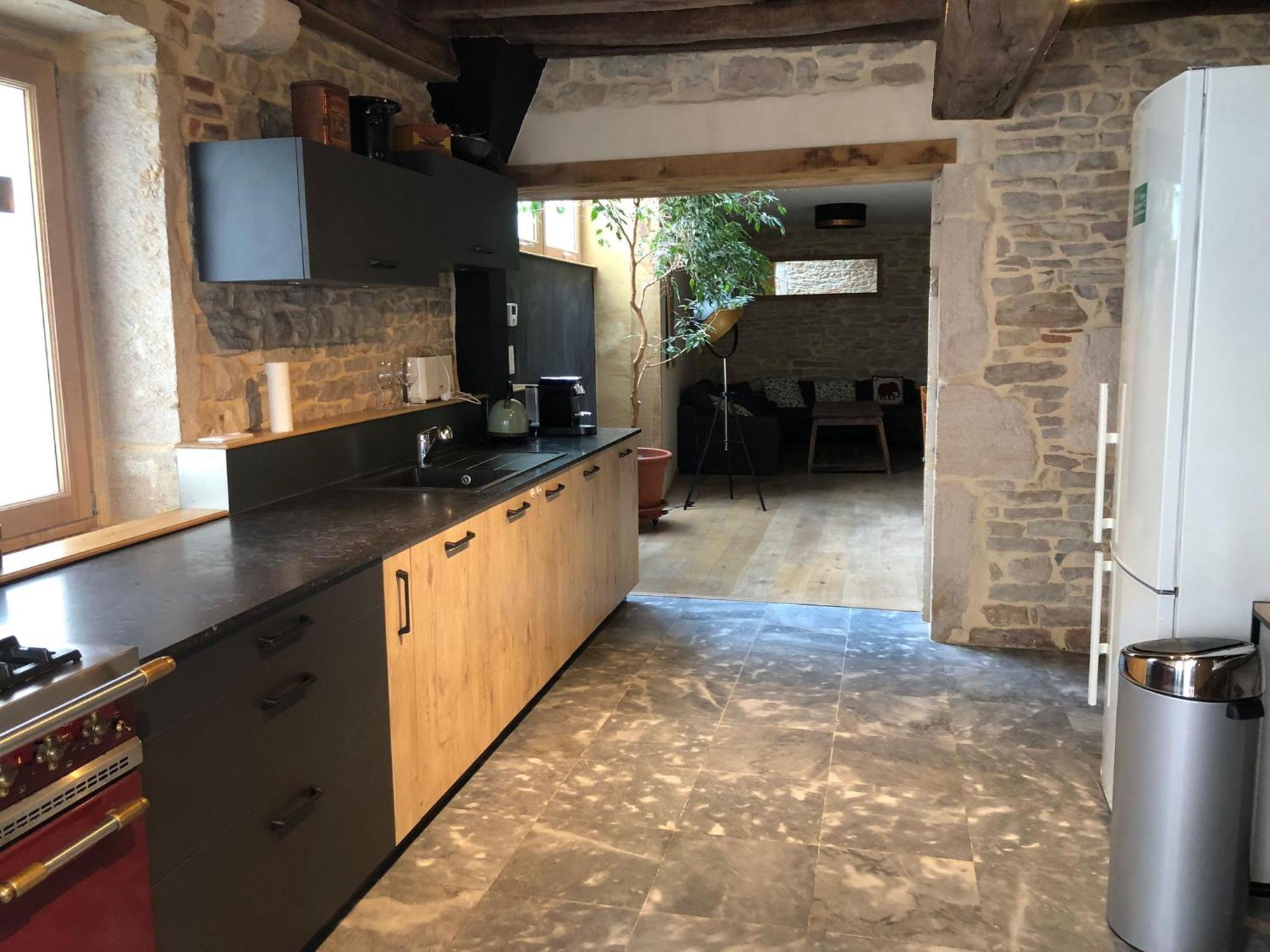 Maison Millot Beaune  Bagian luar foto